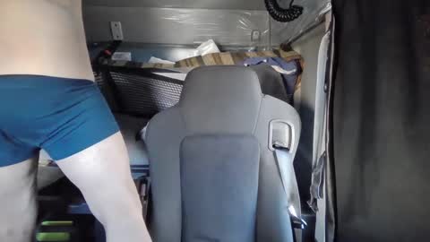 Snapshot of komputer123456789 chatting on March 1, 2025, 1:18 pm Bogdan online show from March 1, 2025, 1:18 pm