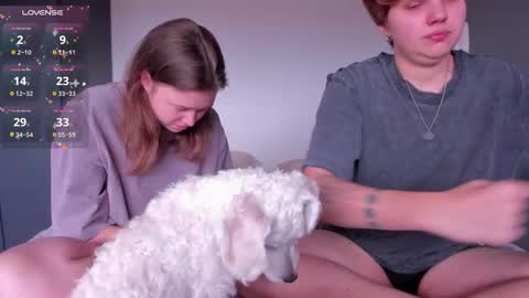 Twiix online show from September 9, 2025, 6:07 pm