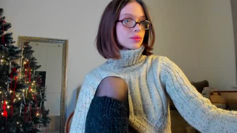 kossie_ online show from December 13, 2024, 2:49 pm