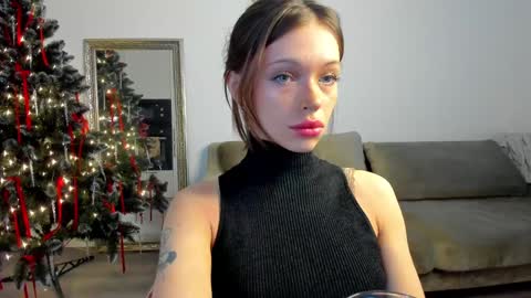 kossie_ online show from December 20, 2024, 8:17 am