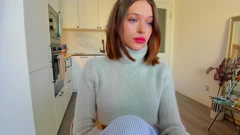 kossie_ online show from February 7, 2025, 11:34 am