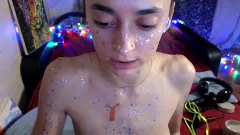 Gal online show from January 2, 2025, 4:35 pm