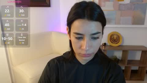 Elizabeth online show from December 3, 2025, 12:25 pm