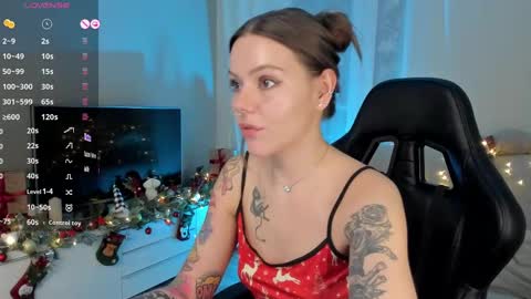 Snapshot of koza_dereza_ chatting on December 15, 2024, 7:42 pm Jess online show from December 15, 2024, 7:42 pm