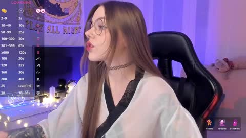 Snapshot of koza_dereza_ chatting on February 13, 2025, 5:22 pm Jess online show from February 13, 2025, 5:22 pm