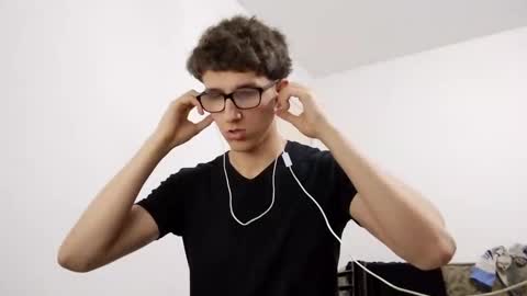 Snapshot of kpo10 chatting on December 26, 2024, 1:21 pm Facu online show from December 26, 2024, 1:21 pm