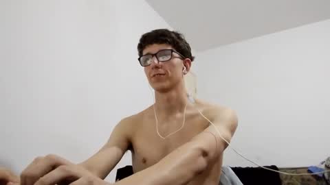 Snapshot of kpo10 chatting on December 27, 2024, 7:14 pm Facu online show from December 27, 2024, 7:14 pm