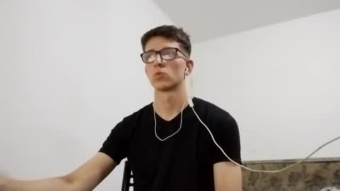 Snapshot of kpo10 chatting on January 10, 2025, 1:10 am Facu online show from January 10, 2025, 1:10 am