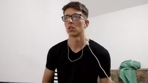 Snapshot of kpo10 chatting on January 10, 2025, 10:50 am Facu online show from January 10, 2025, 10:50 am