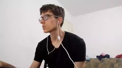 Snapshot of kpo10 chatting on February 15, 2025, 6:44 am Facu online show from February 15, 2025, 6:44 am