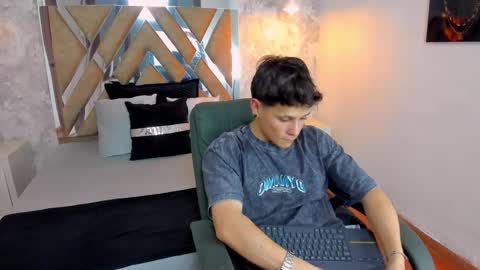 Kraven online show from November 2, 2025, 3:42 am