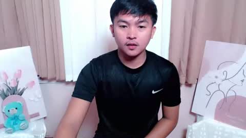 krezikeed online show from December 1, 2025, 4:50 am