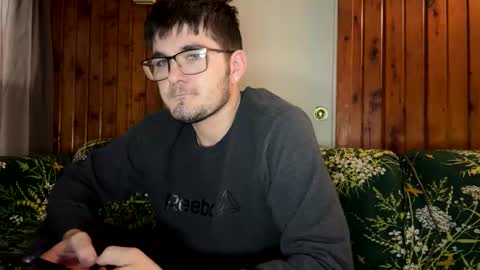 krimsoncircuit online show from November 26, 2025, 7:37 pm