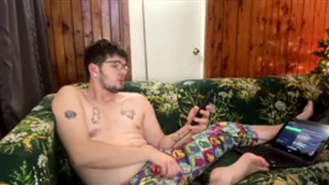 krimsoncircuit online show from November 28, 2025, 7:44 am