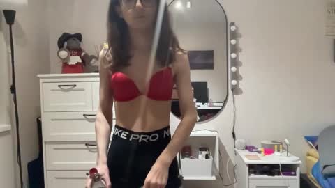 Snapshot of kris_srose chatting on December 3, 2024, 12:24 am Kris Rose online show from December 3, 2024, 12:24 am