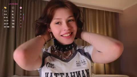Snapshot of krissyhei chatting on September 13, 2025, 1:05 am Sarah online show from September 13, 2025, 1:05 am