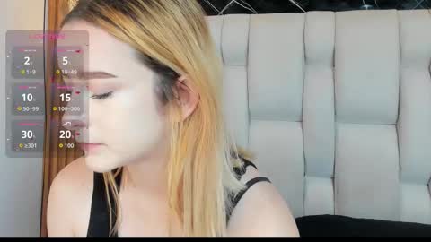 Snapshot of kristal_joi_dl chatting on November 11, 2025, 12:27 pm kristal online show from November 11, 2025, 12:27 pm