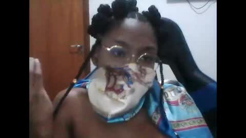 Snapshot of kristallvfs chatting on January 21, 2025, 5:38 am kristallvfs online show from January 21, 2025, 5:38 am