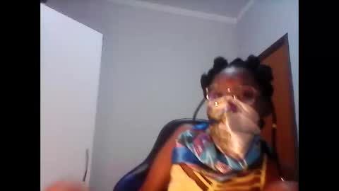 Snapshot of kristallvfs chatting on January 24, 2025, 2:49 am kristallvfs online show from January 24, 2025, 2:49 am