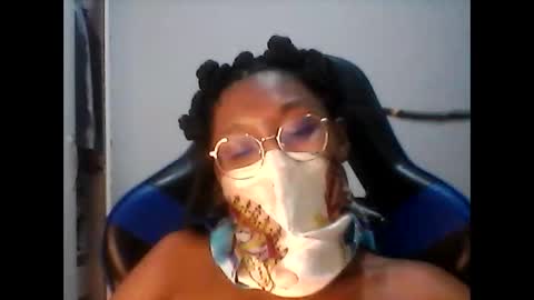 Snapshot of kristallvfs chatting on January 24, 2025, 5:53 am kristallvfs online show from January 24, 2025, 5:53 am