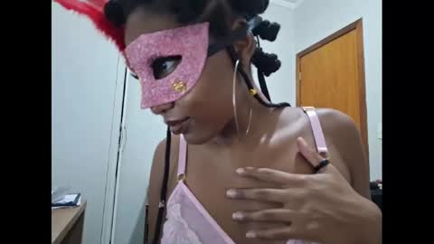 Snapshot of kristallvfs chatting on February 12, 2025, 3:40 am kristallvfs online show from February 12, 2025, 3:40 am