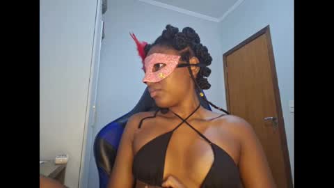 Snapshot of kristallvfs chatting on February 20, 2025, 12:19 am kristallvfs online show from February 20, 2025, 12:19 am