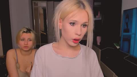 Snapshot of kristialsoopp chatting on December 14, 2025, 9:19 pm kristialsoopp online show from December 14, 2025, 9:19 pm