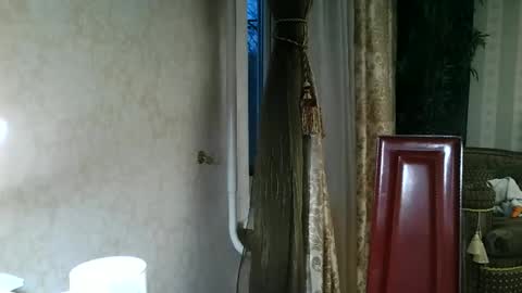 kristinalamour96 online show from December 4, 2025, 1:42 pm