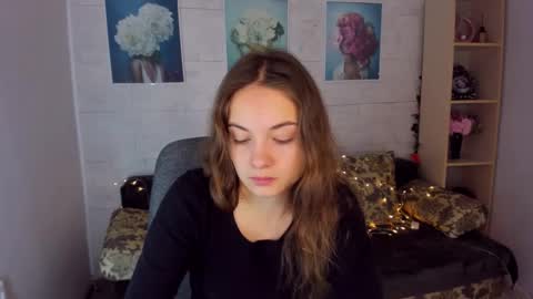 Snapshot of kristinalevis chatting on January 15, 2025, 11:21 am Kristina online show from January 15, 2025, 11:21 am