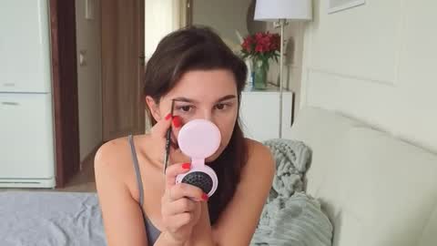 Snapshot of kristinedean chatting on October 15, 2025, 5:40 am Kristi online show from October 15, 2025, 5:40 am