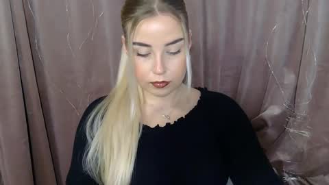 KristyFlowers online show from December 17, 2024, 6:24 am