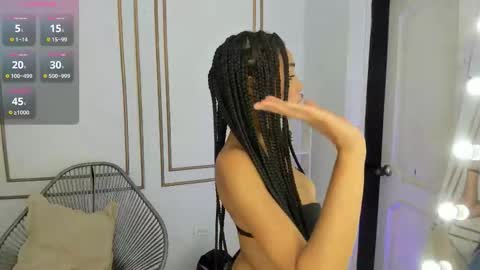 Snapshot of kristyl_paez chatting on September 19, 2025, 6:19 pm Cristina online show from September 19, 2025, 6:19 pm