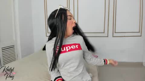 Snapshot of kristyl_paez chatting on November 14, 2025, 7:34 pm Cristina online show from November 14, 2025, 7:34 pm