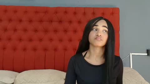 Snapshot of kristyl_paez chatting on November 23, 2025, 7:02 pm Cristina online show from November 23, 2025, 7:02 pm