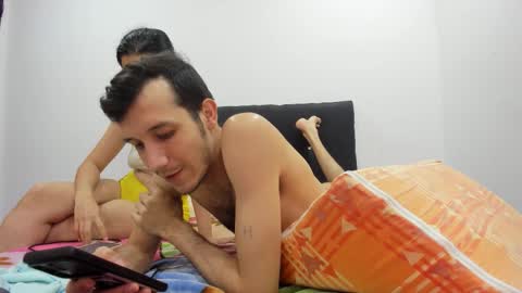 Zoe  Andrew online show from November 1, 2025, 2:57 am