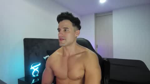 Snapshot of krops_ chatting on October 6, 2025, 12:46 pm KROPS online show from October 6, 2025, 12:46 pm