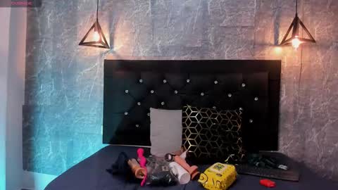 Snapshot of krystal_taylor23 chatting on November 19, 2025, 11:32 am Kystal Taylor online show from November 19, 2025, 11:32 am