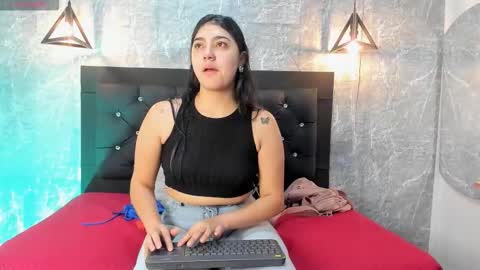 Snapshot of krystal_taylor23 chatting on November 25, 2025, 11:32 am Kystal Taylor online show from November 25, 2025, 11:32 am