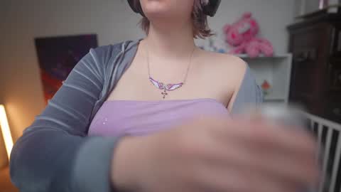 Snapshot of krystalsyxx chatting on January 31, 2025, 1:01 am Krystal Syx online show from January 31, 2025, 1:01 am