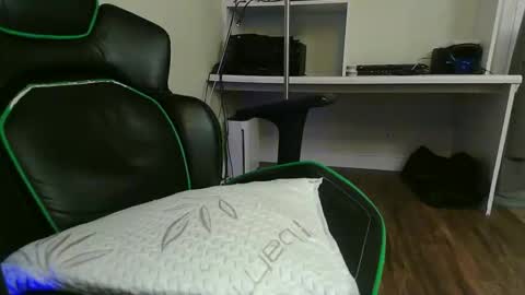 Kevin online show from October 17, 2025, 7:11 am