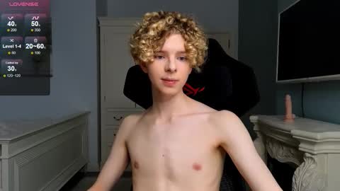 Snapshot of kudi_j chatting on October 11, 2025, 4:05 pm Kudi online show from October 11, 2025, 4:05 pm