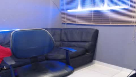 Snapshot of kuregari_xs chatting on November 16, 2025, 10:59 pm kuregari_xs online show from November 16, 2025, 10:59 pm