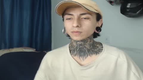 Snapshot of kuregari_xs chatting on November 27, 2025, 7:21 am kuregari_xs online show from November 27, 2025, 7:21 am