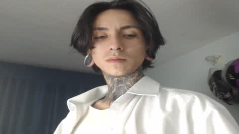 Snapshot of kuregari_xs chatting on November 28, 2025, 8:39 am kuregari_xs online show from November 28, 2025, 8:39 am