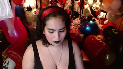 Fetiche Woman online show from October 21, 2025, 10:21 pm