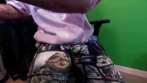 kuruptxxx online show from November 7, 2025, 4:51 pm