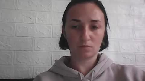 kusia032132 online show from September 15, 2025, 7:52 am