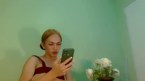 Snapshot of kween_romance chatting on January 4, 2025, 8:59 pm Kween online show from January 4, 2025, 8:59 pm