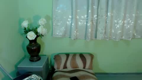 Snapshot of kween_romance chatting on February 4, 2025, 3:15 pm Kween online show from February 4, 2025, 3:15 pm