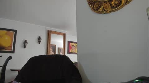 kyhara online show from March 3, 2025, 6:12 pm